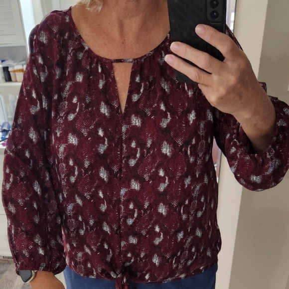 West Kei Veronica Burgundy Snake Tie Front Blouse XL - Picture 3 of 8
